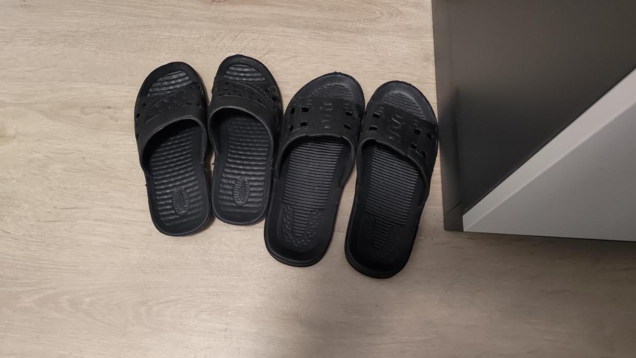 Garsoniera 30Mp Chrysflatty1 - Free Netflix Apartment Арад Екстериор снимка